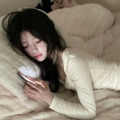好女孩的秘密海报